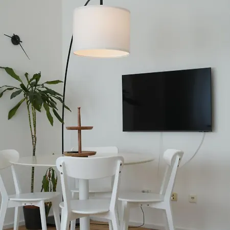 Quiet Design With Free Parking גראץ